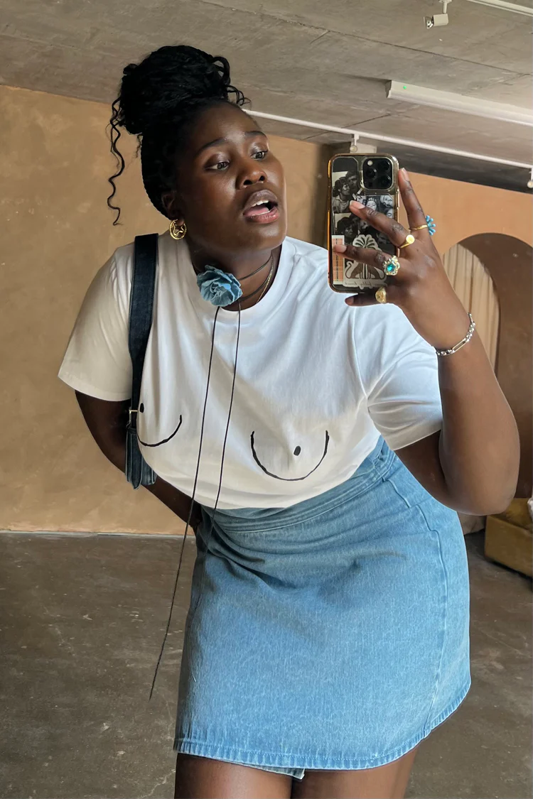 Boob T-shirt - Image 9