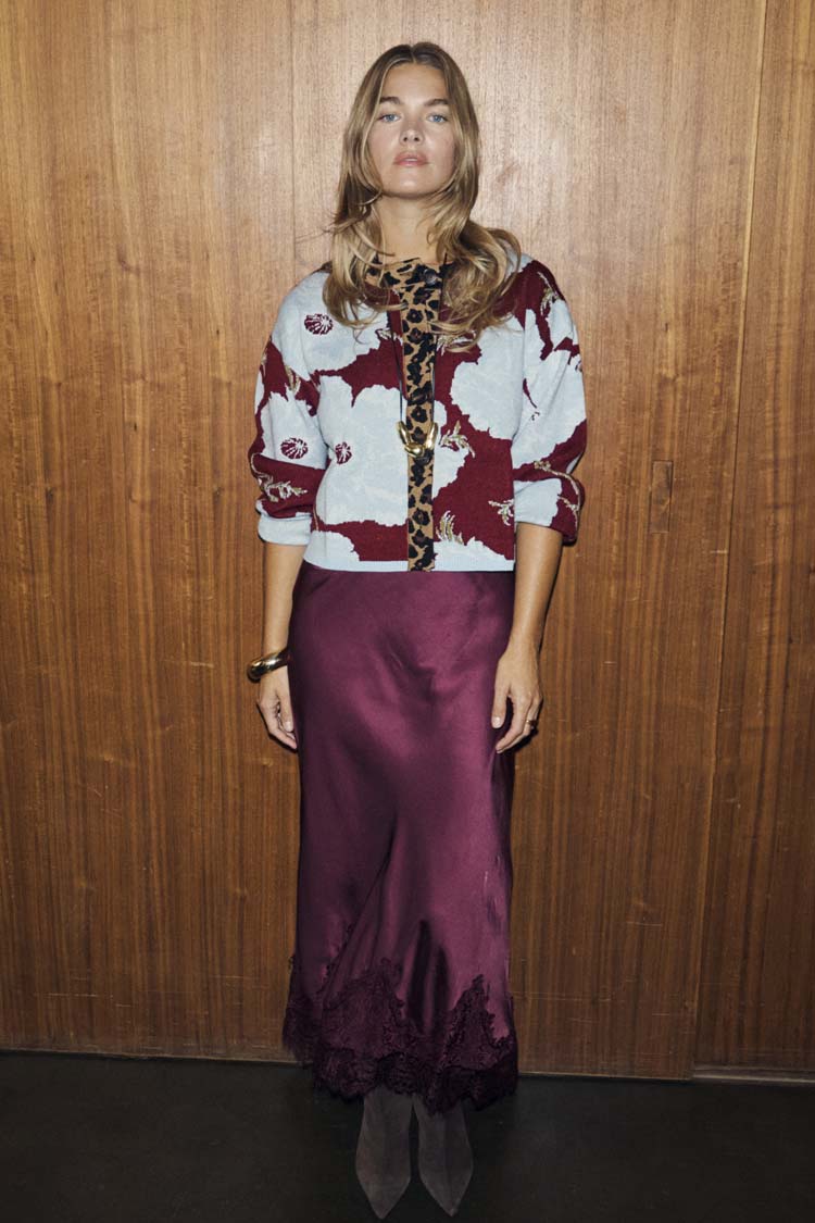 Burgundy & Blue Poppy Cardigan - Image 4
