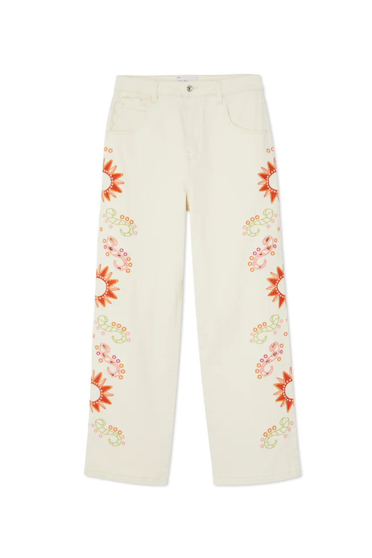 Ecru Enchanted Cut Work Scallop Jeans - Image 10