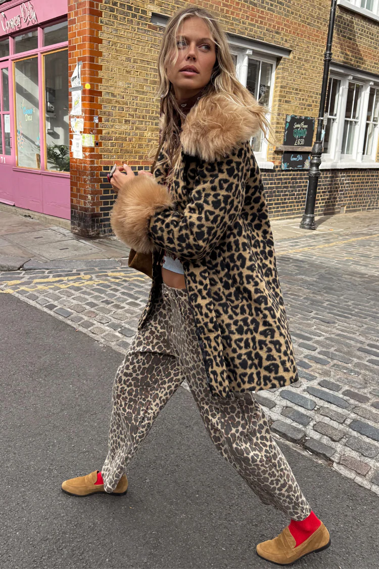 Leopard Barrel Jeans Petite - Image 7